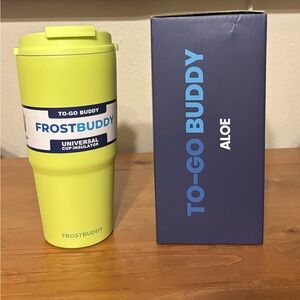 Aloe Green Universal Cup Insulator